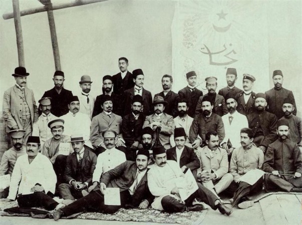 OZON ADAMLAR Üzeyir bəy Əbdürrəhim bəy Mirzə ƏləkbərƏli bəy Hüseynzad Süleyman Sani Abdulla Şaiq