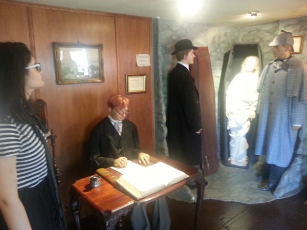 London Sherlok Holms muzeyi