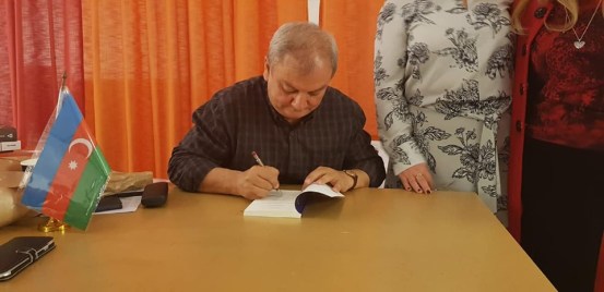 59418616_1322452591235884_7420366958089994240_n